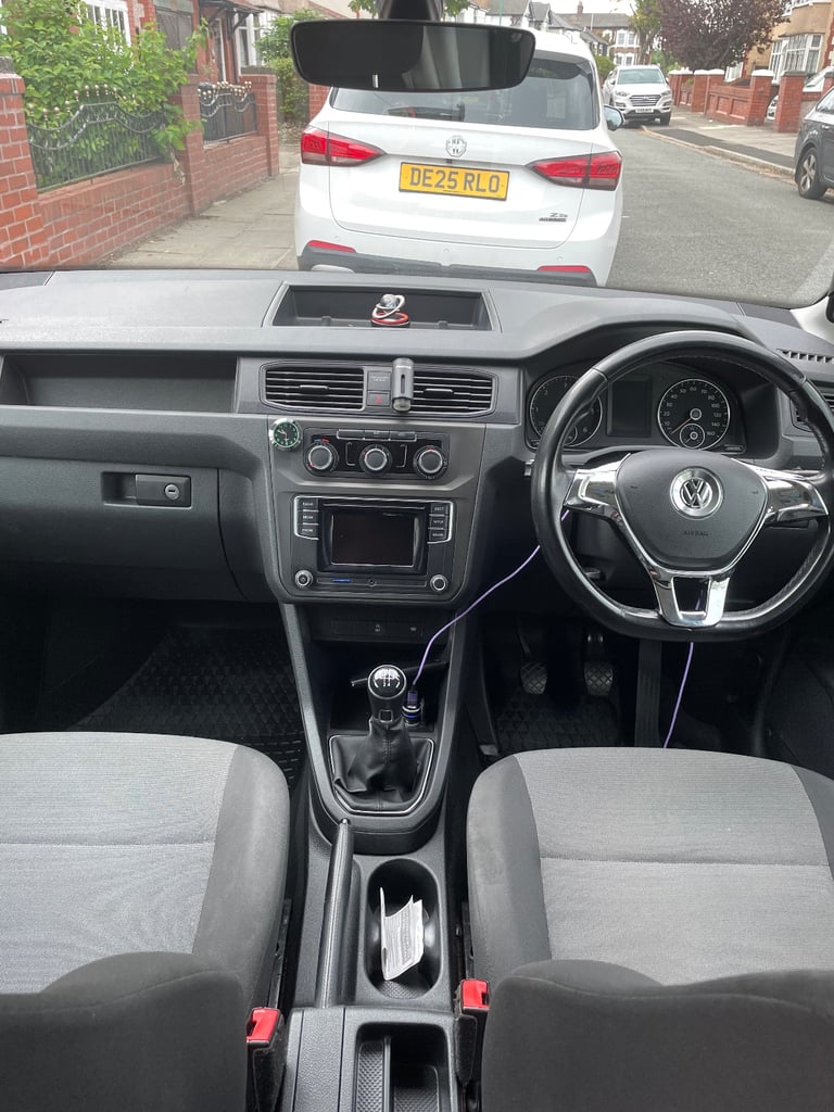 Volkswagen, CADDY MAXI 2.0 Tdi, 2016, Manual, 1968 (cc) - Campervan