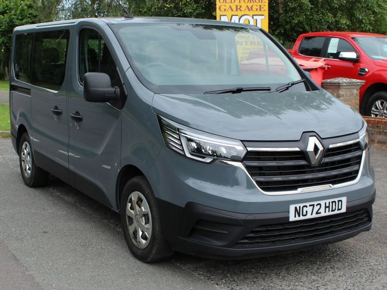 2023 Renault Trafic 2.0 dCi 28 Business Minibus Double Cab 5dr Diesel Manual