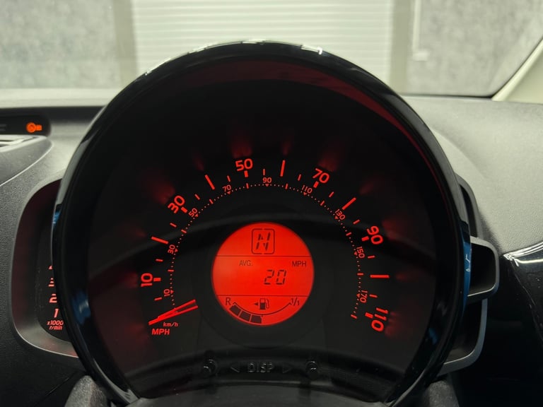 2016 Toyota AYGO 1.0 VVT-i x-cite x-shift Euro 6 5dr HATCHBACK Petrol Automatic