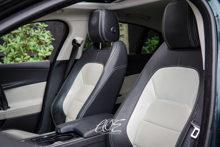 2016 Jaguar XE 2.0 XE R-Sport i Auto 4dr Saloon Petrol Automatic