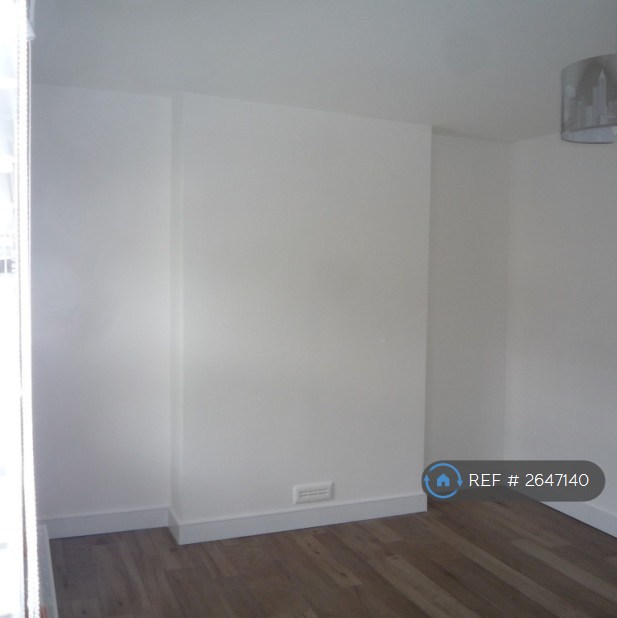 2 bedroom flat in Bawdale Road, East Dulwich, London, SE22 (2 bed) (#2647140)