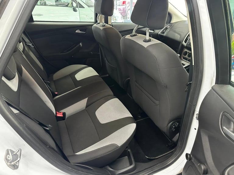 FORD FOCUS 1.6 TDCi Zetec 2014