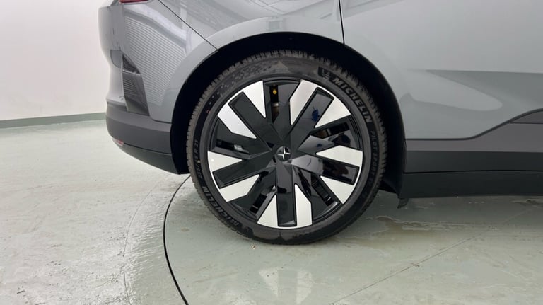 2025 Polestar Polestar 4 Polestar 4 Long range Single motor - Base Estate Electric Automatic