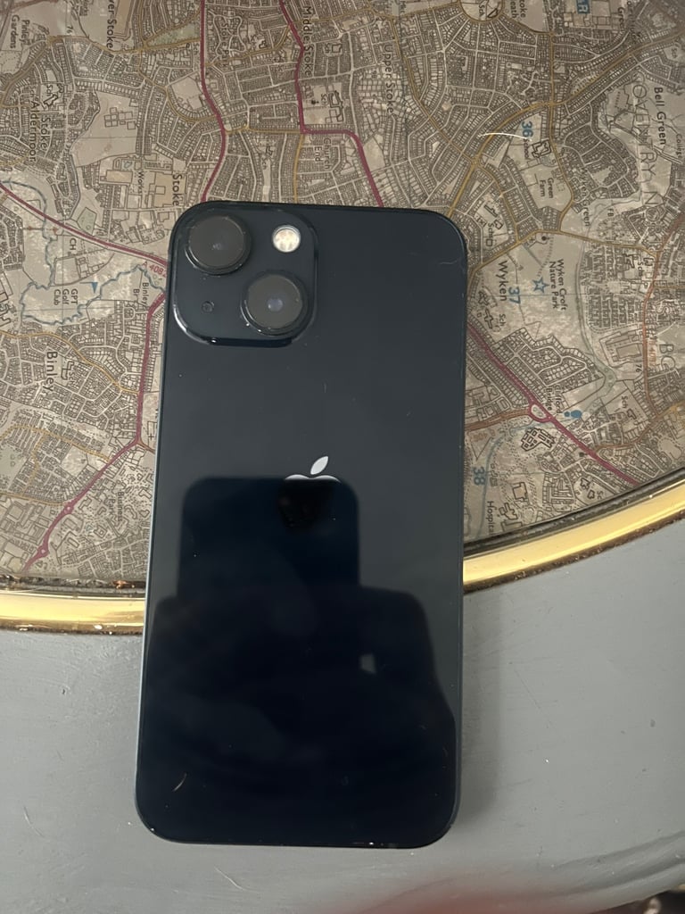 3x iPhones 