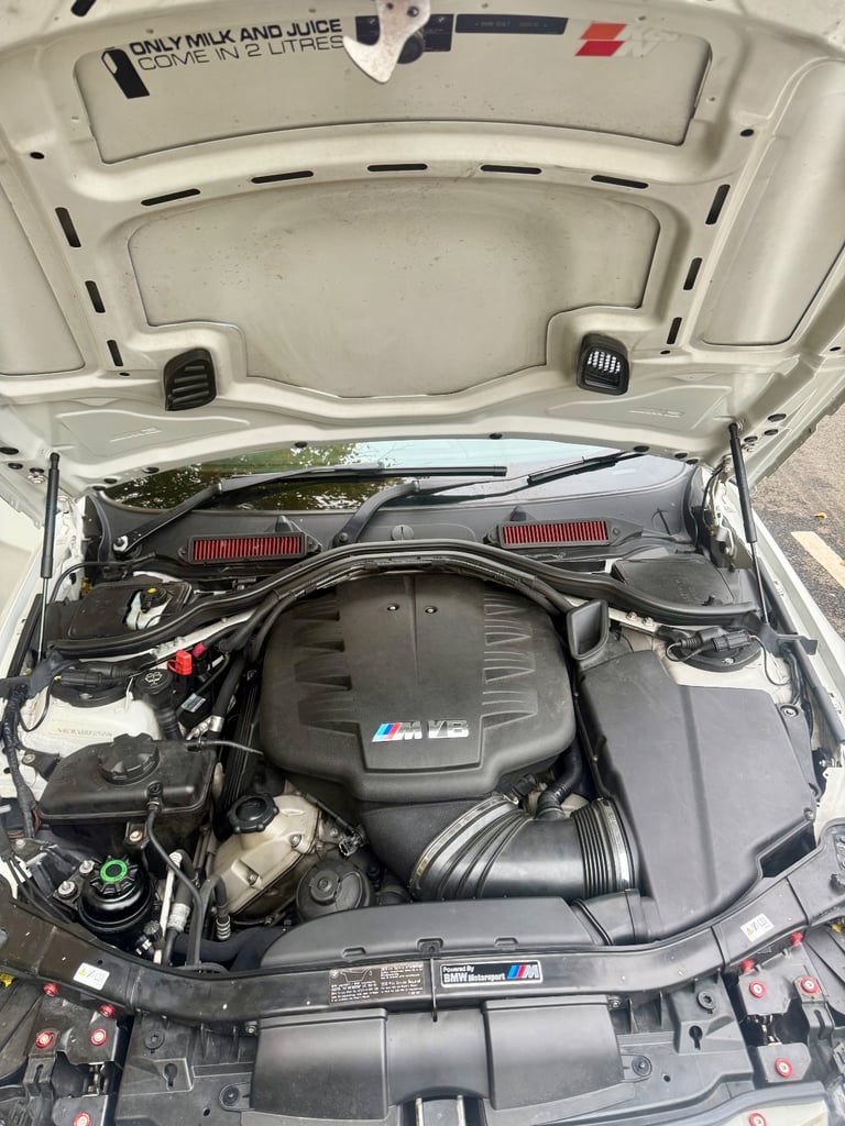 2010 BMW M3 DCT V8 E93 CONVERTIBLE ALPINE WHITE FOX RED