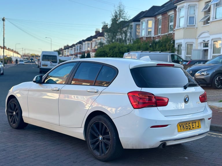2015 BMW 1 Series 118i [1.5] Sport 5dr HATCHBACK Petrol Manual
