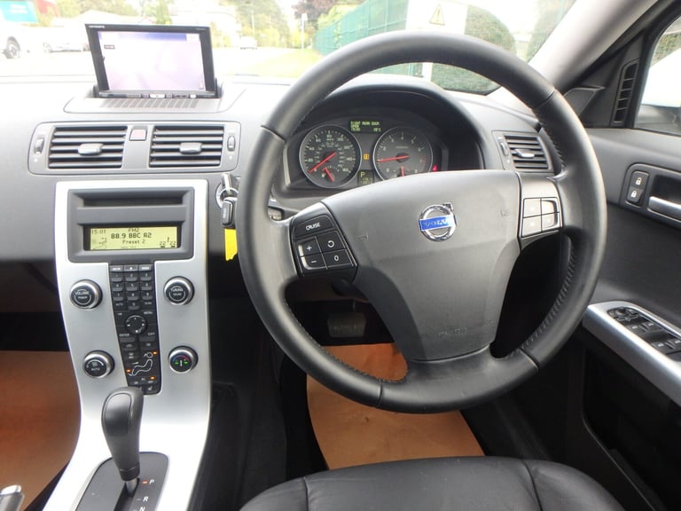2012 Volvo V50 SE Lux 2.0cc Automatic Estate (Classic) Only 17571 Miles  Petrol Automatic