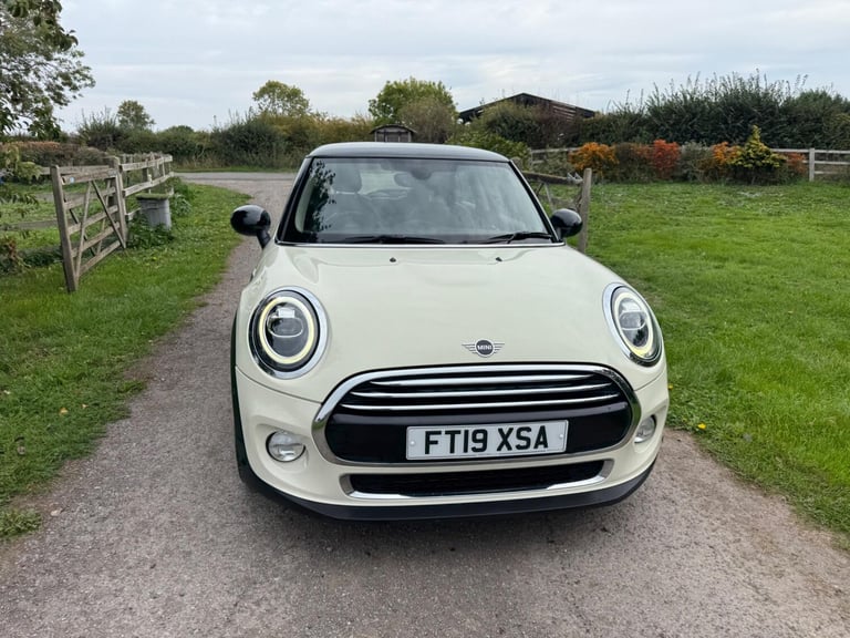 2019 MINI Hatch 1.5 Cooper Exclusive Euro 6 (s/s) 3dr HATCHBACK Petrol Manual