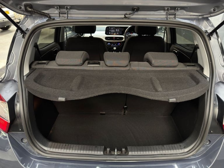 2022 Hyundai i10 1.2 Premium Hatchback 5dr Petrol Manual Euro 6 (s/s) (84 ps) Hatchback Petrol Ma...