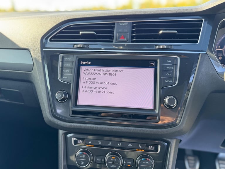 2017 Volkswagen Tiguan 2.0 TDi 150 R-Line 5dr ESTATE DIESEL Manual