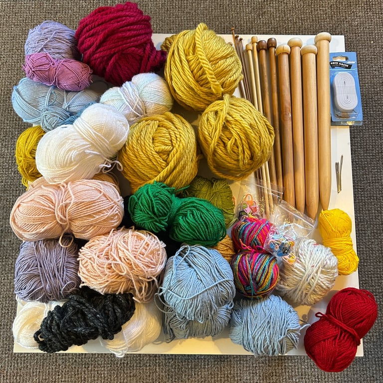 KNITTING MOTHERLOAD: Yarn, Wooden Needles, Loop Needles, Tools, Bag