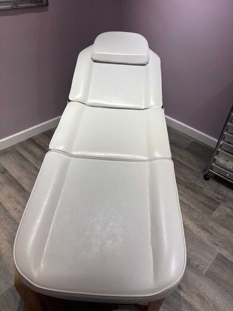 massage table 