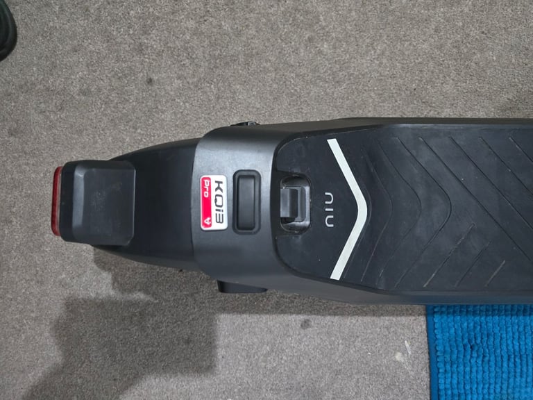 Niu KQI3 PRO (Almost new) 31KMPH