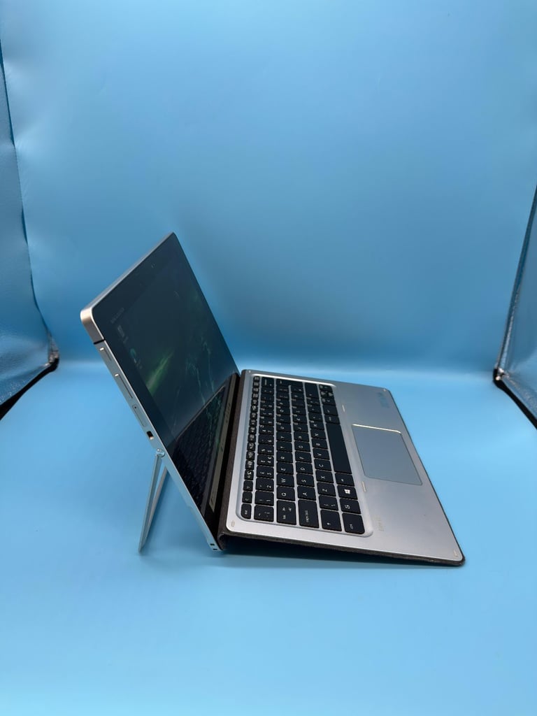 HP Elite X2 – Powerful M5 CPU | 8GB RAM | 256GB SSD | Touch | AI Copilot