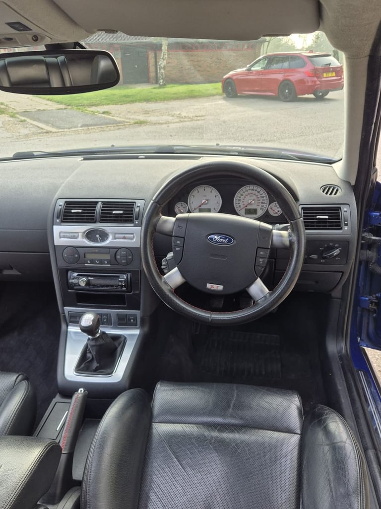 MONDEO ST 220, 3litre, Hatchback, 2006, Manual, 2967 (cc), 5 doors