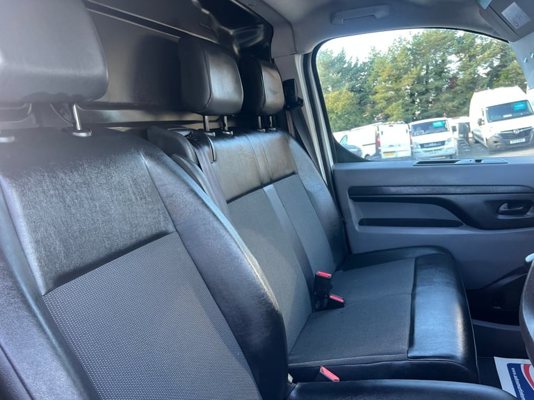 2021 Vauxhall Vivaro 2900 1.5d 100PS Dynamic H1 Van PANEL VAN Diesel Manual