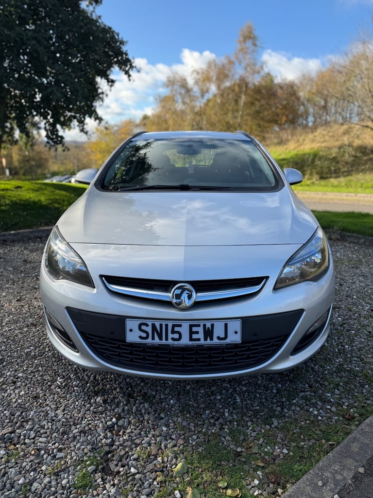 Vauxhall, ASTRA, Estate, 2015, Manual, 1598 (cc), 5 doors