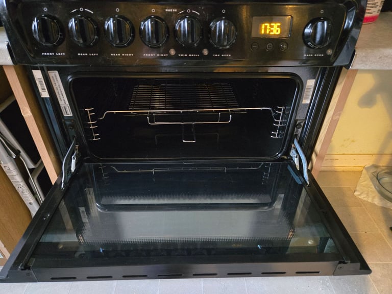 Double oven ceramic hob cooker Hotpoint HAE60KS