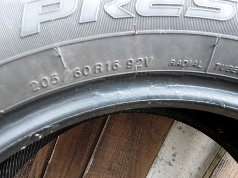 205 x 60R16 TYRE