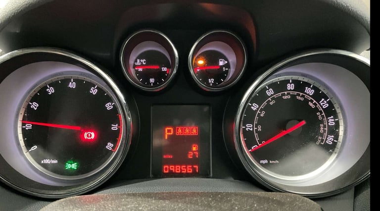 2016 Vauxhall Mokka 1.4T SE 5dr Auto HATCHBACK PETROL Automatic