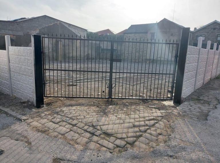 Gate's 