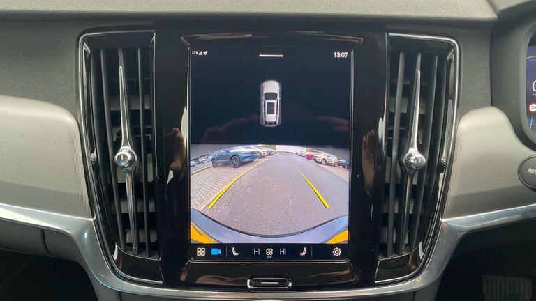 2022 Volvo V90 2.0 B4P Core 5dr Auto ESTATE PETROL Automatic