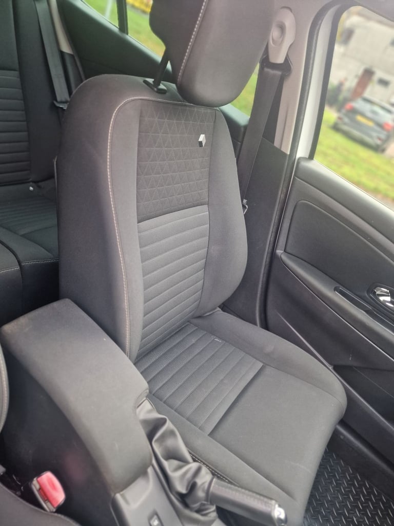 Renault, MEGANE, Hatchback, 2015, Manual, 1598 (cc), 5 doors