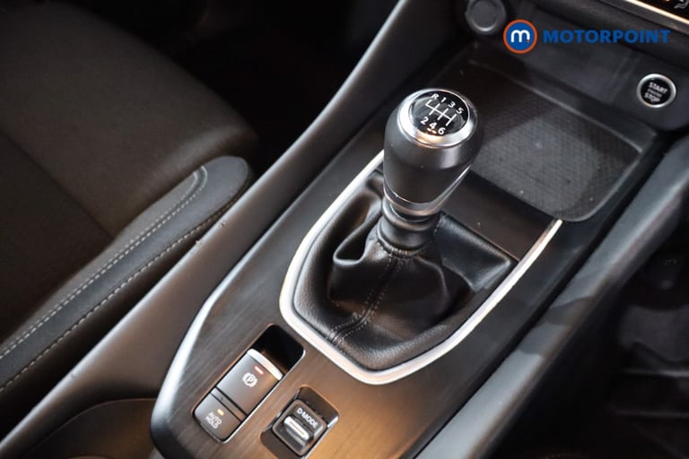 2022 Nissan Qashqai 1.3 DiG-T MH N-Connecta 5dr SUV Petrol Manual