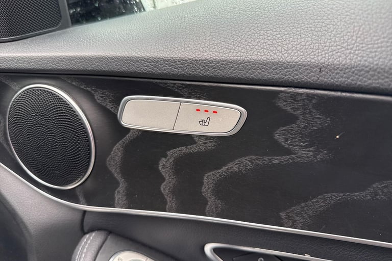 2017 Mercedes-Benz C Class C220d AMG Line 4dr SALOON DIESEL Manual