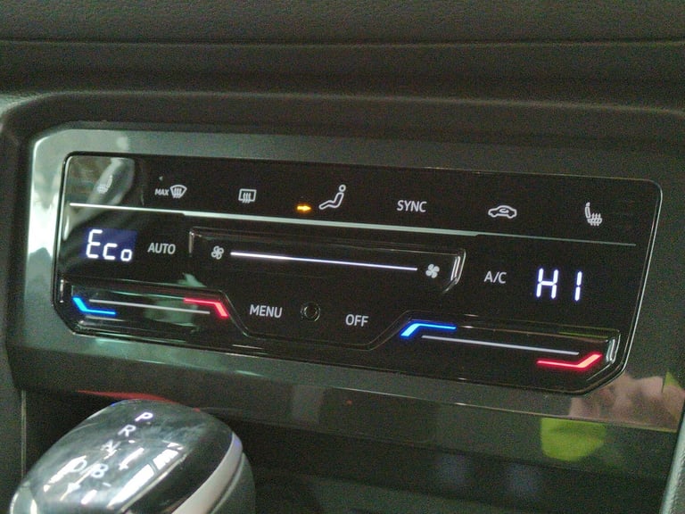 2023 Volkswagen Tiguan 1.4 TSI eHybrid R-Line 5dr DSG ESTATE PETROL/ELECTRIC Automatic