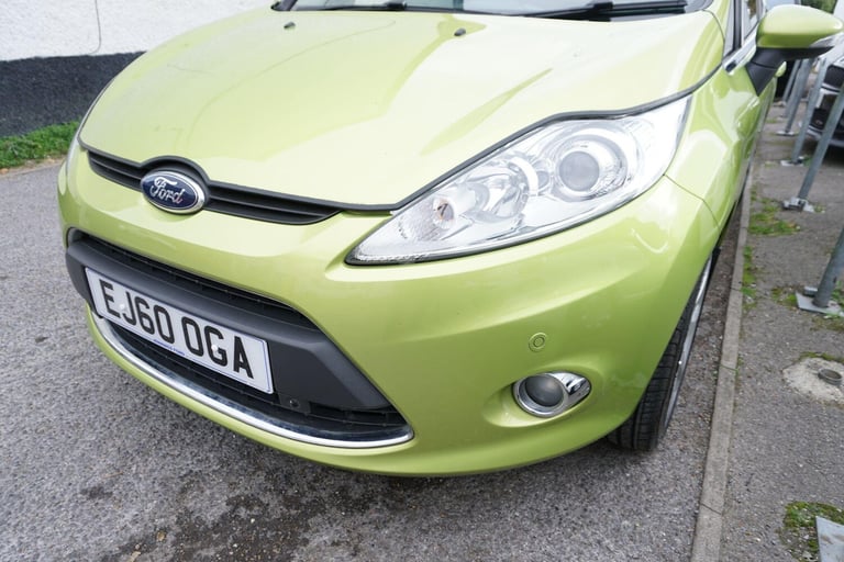 2010 Ford Fiesta 1.6 Titanium 5dr HATCHBACK Petrol Manual