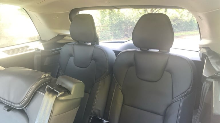 2025 Volvo XC90 Ultra, T8 AWD Plug-in hybrid, Electric/Petrol, Dark, 7 Seats Estate Petrol Parall...