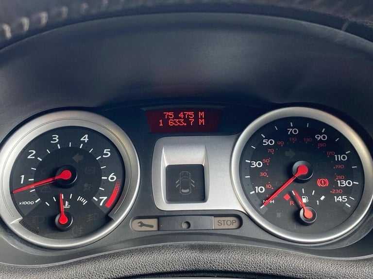 2008 Renault Clio 1.2 TCe 16v Dynamique Hatchback 5dr Petrol Manual (139 g/km, 100 bhp) Hatchback...