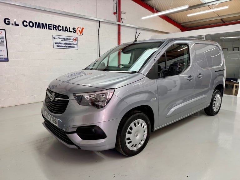 image for 2023 23 VAUXHALL COMBO 1.5 TURBO D 2300 PRO L1 H1 EURO 6 100 BHP * 22,611 3 SEAT