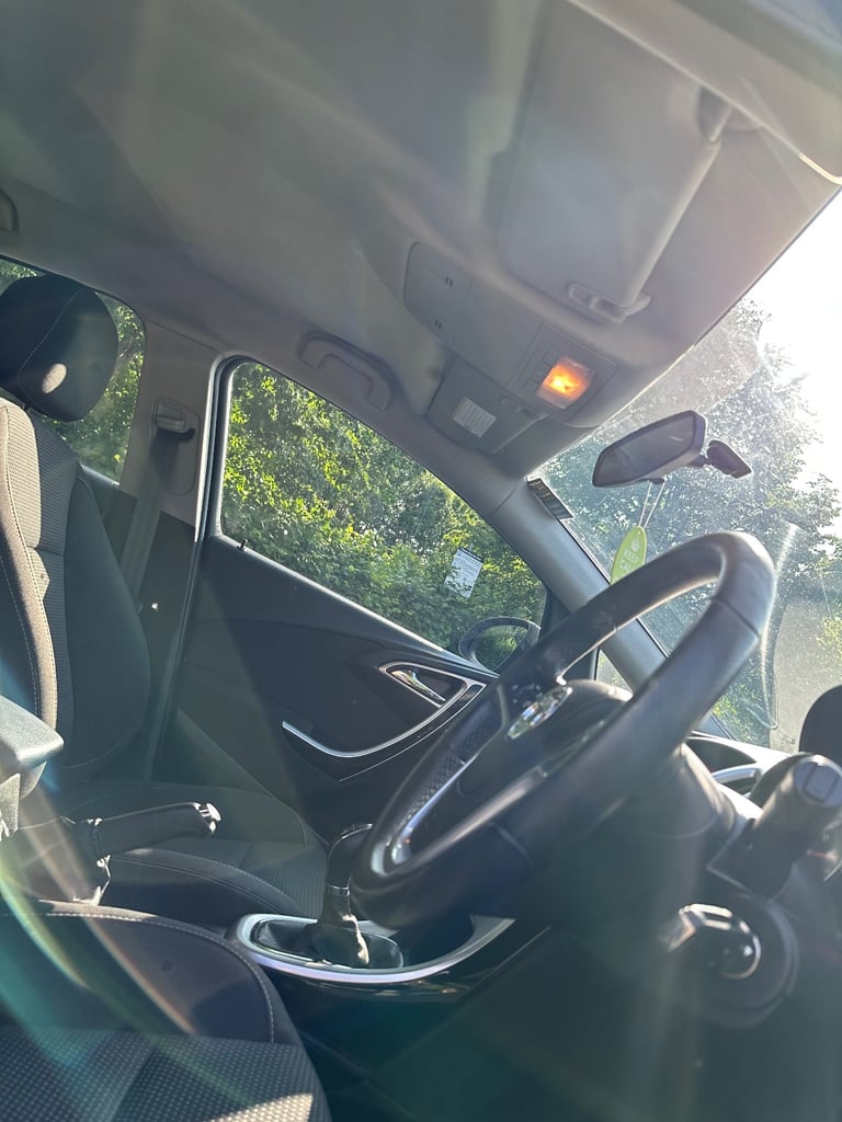 Vauxhall, ASTRA, Hatchback, 2014, Manual, 1398 (cc), 5 doors