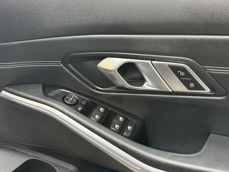 2019 BMW 3 Series 2.0 320i Sport Auto Euro 6 (s/s) 4dr SALOON Petrol Automatic