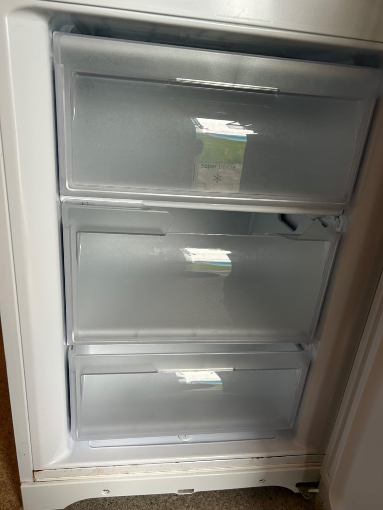 Hotpoint fridge freezer