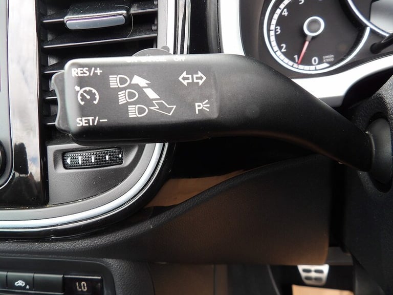 2014 Volkswagen Beetle 2.0 TDI Sport 2dr CONVERTIBLE DIESEL Manual