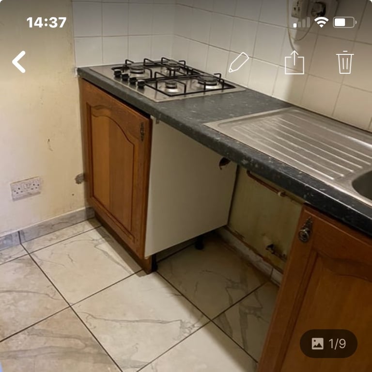 One large bedroom in city centre 