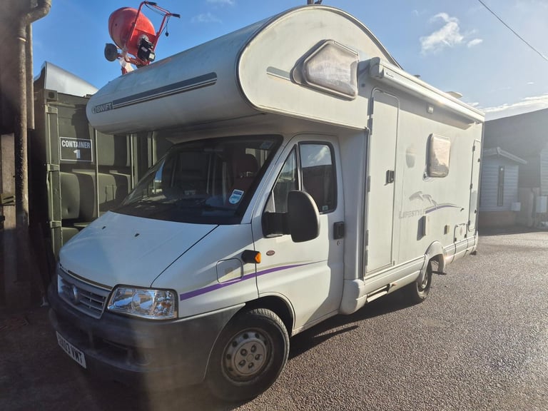 Swift Lifestyle 600S Coachbuilt Motorhome 2003