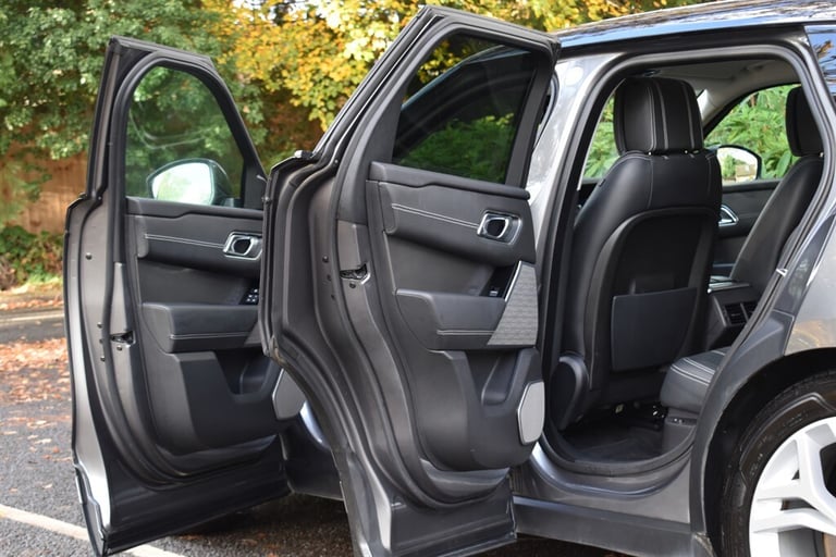 2017 Land Rover Range Rover Velar HSE+MEGA SPECIFICATION!!! Estate Diesel Automatic