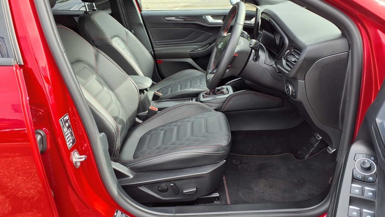 2025 Ford Focus 1.0 EcoBoost Hybrid mHEV ST-Line X 5dr HATCHBACK PETROL Manual