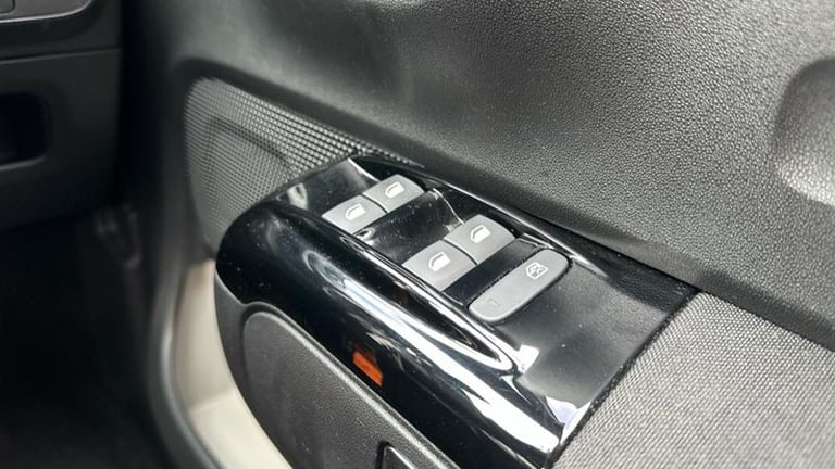 2022 Citroen C3 1.2 PureTech 110 Shine Plus 5dr EAT6 Hatchback PETROL Automatic