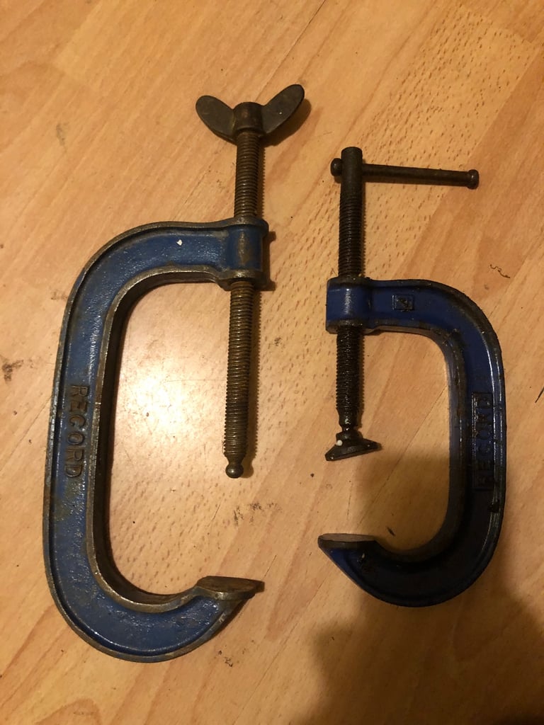 4 record heavy duty G clamps 3 x size 6 & a number 4
