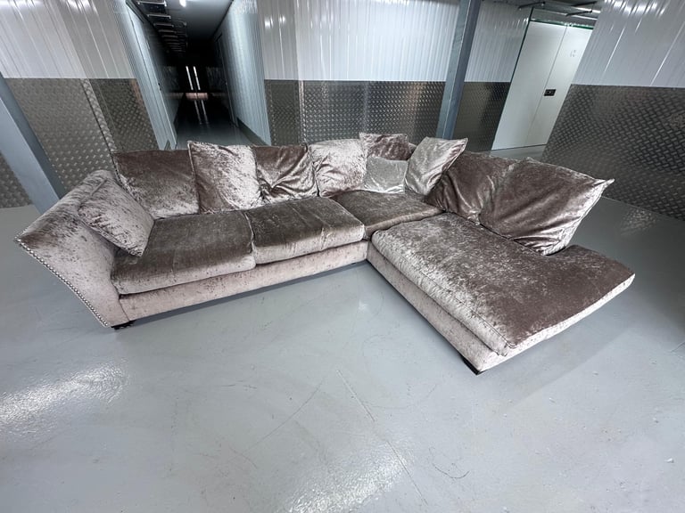 Great Velvet Corner Sofa - DELIVERY OPTION
