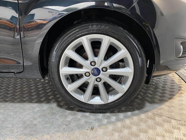 FORD FIESTA 1.0T EcoBoost Titanium Euro 6 (s/s) 5dr 2015