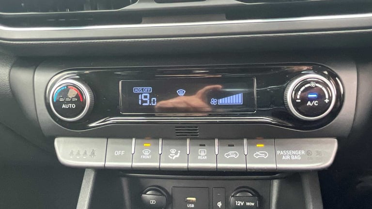 2021 Hyundai KONA 1.0 TGDi 48V MHEV Premium 5dr Hatchback Petrol Manual