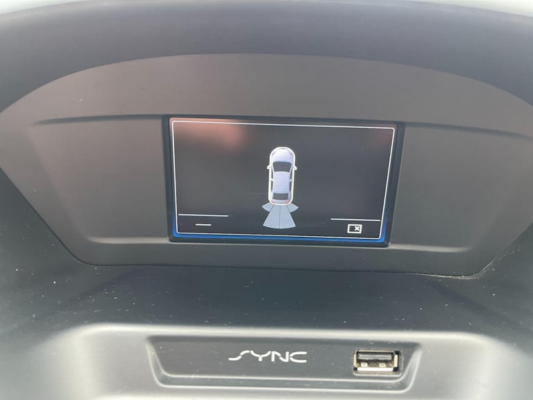 2018 Ford Kuga 2.0 TDCi EcoBlue Zetec AWD Euro 6 (s/s) 5dr HATCHBACK Diesel Manual