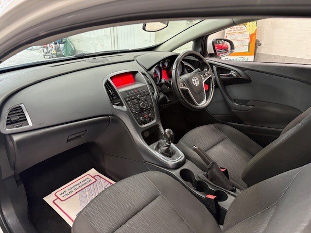 2014 Vauxhall Astra GTC 1.4T 16V 140 Limited Edition 3dr HATCHBACK Petrol Manual