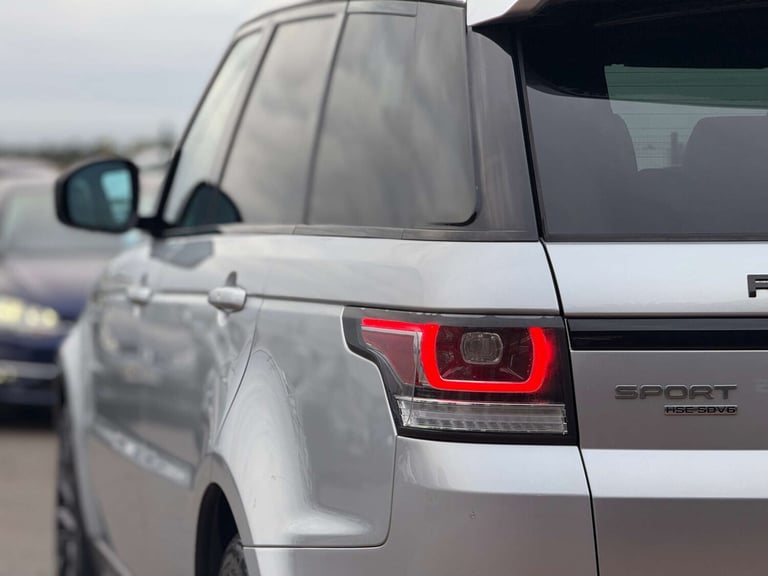 2014 Land Rover Range Rover Sport 3.0 Range Rover Sport HSE SDV6 Auto 4WD 5dr SUV Diesel Automatic